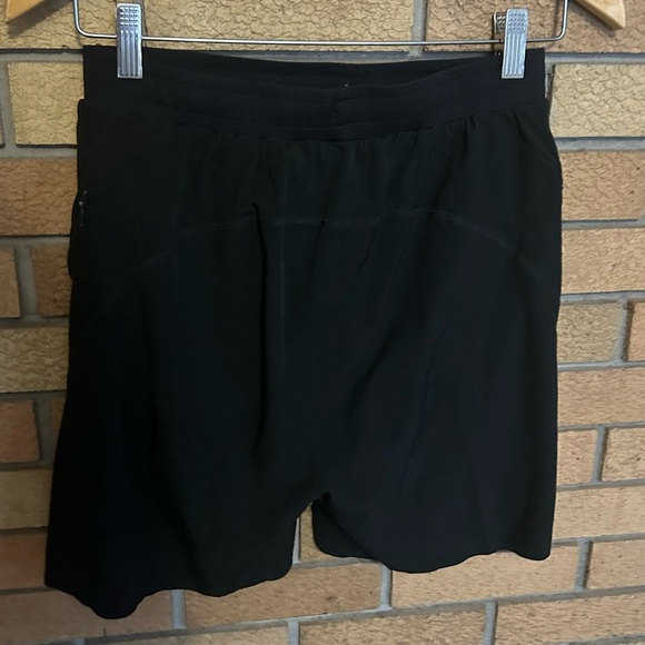 RHONE Men’s Athletic Shorts Lined Elastic Waisted W/ Drawstring Black Size Small - Picture 2 of 6